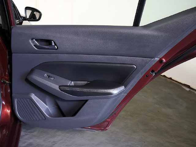 Used 2025 Nissan Altima 2.5 SV AWD/4WD image 27