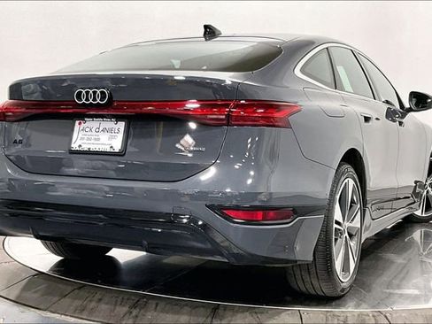 Used 2025 Audi A6 e-tron Premium Plus w/ Premium Plus AWD/4WD image 2