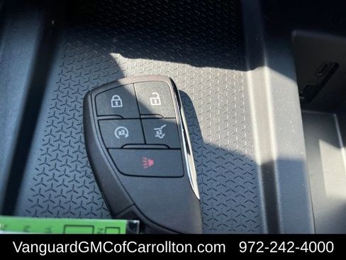 New 2026 GMC Acadia AT4 w/ LPO, Floor Liner Package image 31