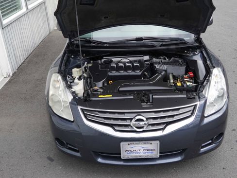Used 2010 Nissan Altima 2.5 FWD image 21
