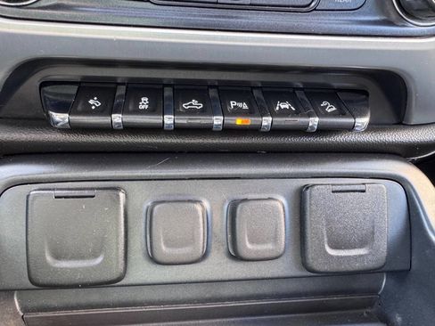 Used 2017 GMC Sierra 1500 SLT image 31