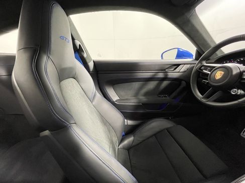 Used 2022 Porsche 911 GT3 image 17