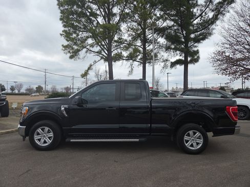 Used 2022 Ford F150 XLT image 2