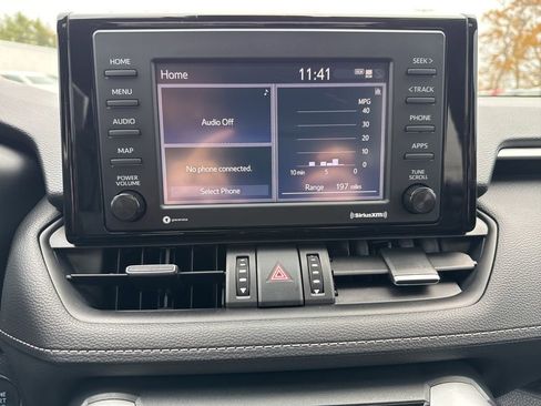 Used 2022 Toyota RAV4 XLE Premium image 30