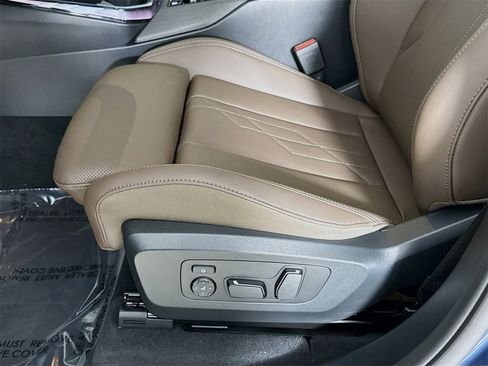 Used 2026 BMW X3 xDrive30 w/ Convenience Package image 17