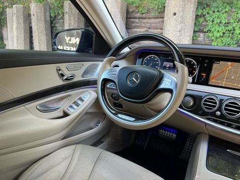 Used 2015 Mercedes-Benz S 550 4MATIC Sedan image 15