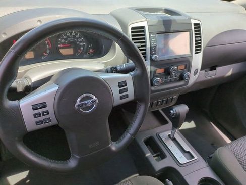 Used 2019 Nissan Frontier SV w/ Value Truck Package AWD/4WD image 14