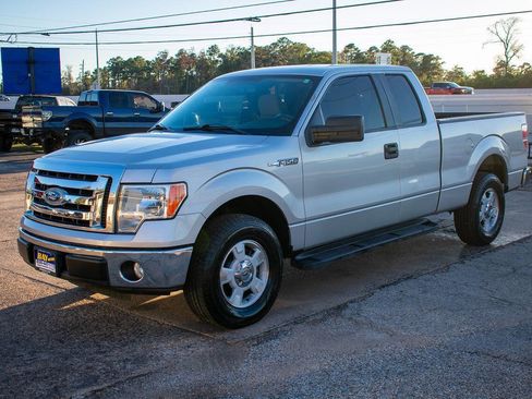 Used 2010 Ford F150 XLT image 2