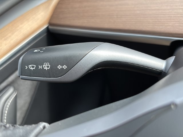 Used 2023 Tesla Model Y Long Range AWD/4WD image 19