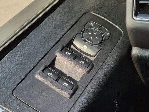 Used 2018 Ford F150 XLT w/ Equipment Group 302A Luxury RWD image 9