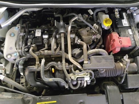 Used 2025 Nissan Sentra SV FWD image 30