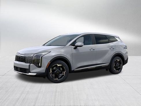 New 2026 Kia Sportage EX image 3