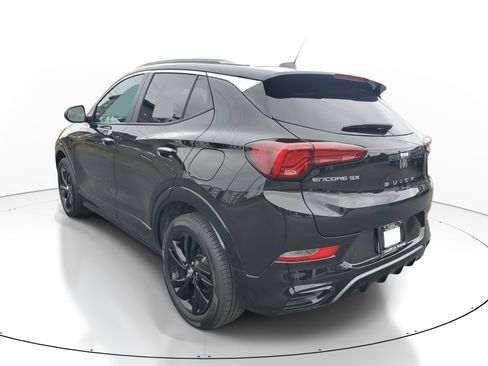 Used 2024 Buick Encore GX Sport Touring image 4