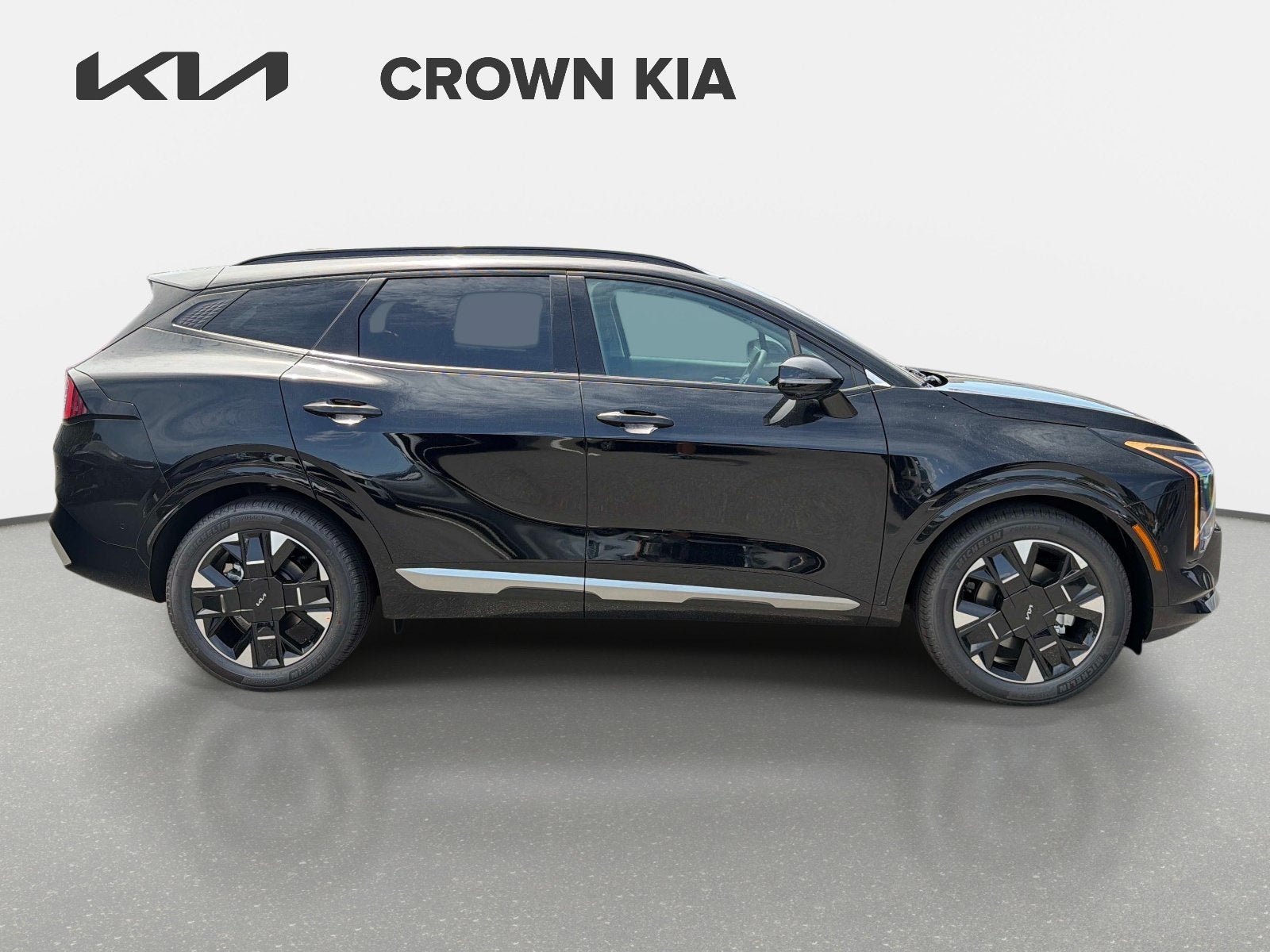 New 2026 Kia Sportage SX FWD image 4