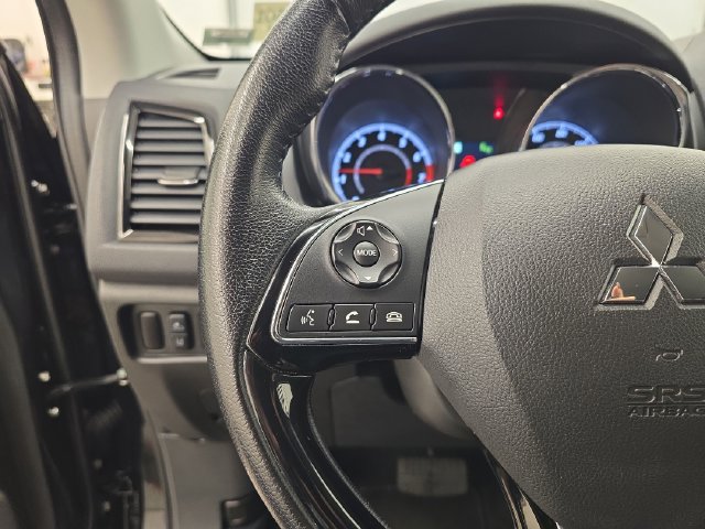 Used 2024 Mitsubishi Outlander Sport SE AWD/4WD image 29
