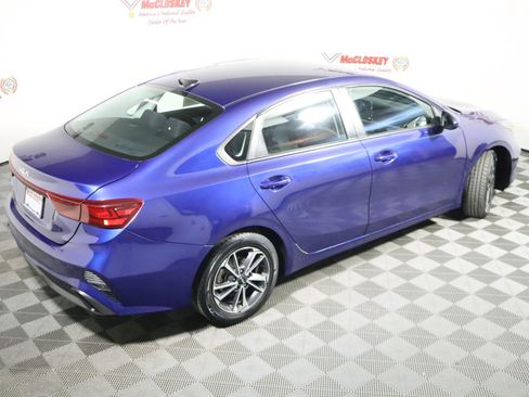 Used 2023 Kia Forte LXS image 4
