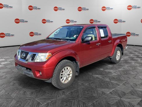 Used 2016 Nissan Frontier SV w/ SV Value Truck Package AWD/4WD image 3