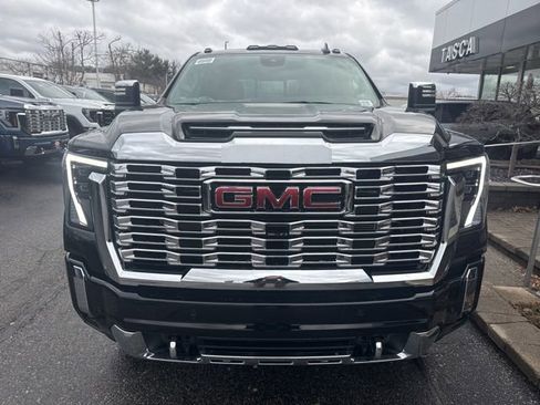 New 2026 GMC Sierra 2500 Denali w/ Denali Reserve Package image 2