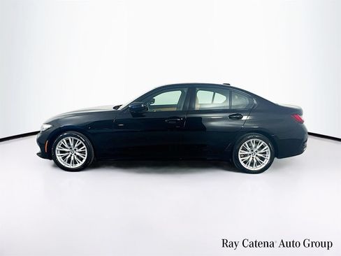 Used 2023 BMW 330i xDrive Sedan w/ Premium Package AWD/4WD image 4