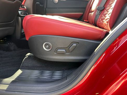 Used 2025 Genesis GV80 3.5T e-SC image 21