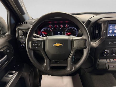 Used 2021 Chevrolet Silverado 1500 Custom AWD/4WD image 19