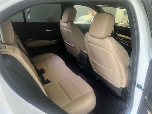 Used 2025 Cadillac XT4 Premium Luxury w/ Technology Package FWD image 2