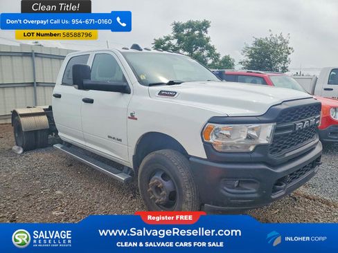 Used 2022 RAM 3500 Tradesman RWD image 5