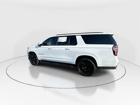 Used 2022 Chevrolet Suburban RST w/ Sport Performance Package AWD/4WD image 6