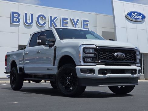 New 2026 Ford F350 Lariat w/ Black Appearance Package AWD/4WD image 2