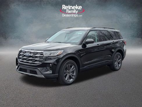 New 2026 Ford Explorer Active AWD/4WD image 1