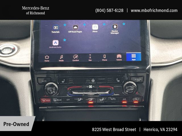 Used 2025 Jeep Grand Cherokee Limited AWD/4WD image 19