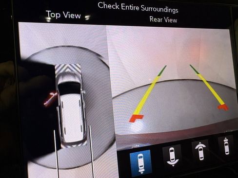 Used 2018 Chrysler Pacifica Limited w/ Advanced Safetytec Group image 32