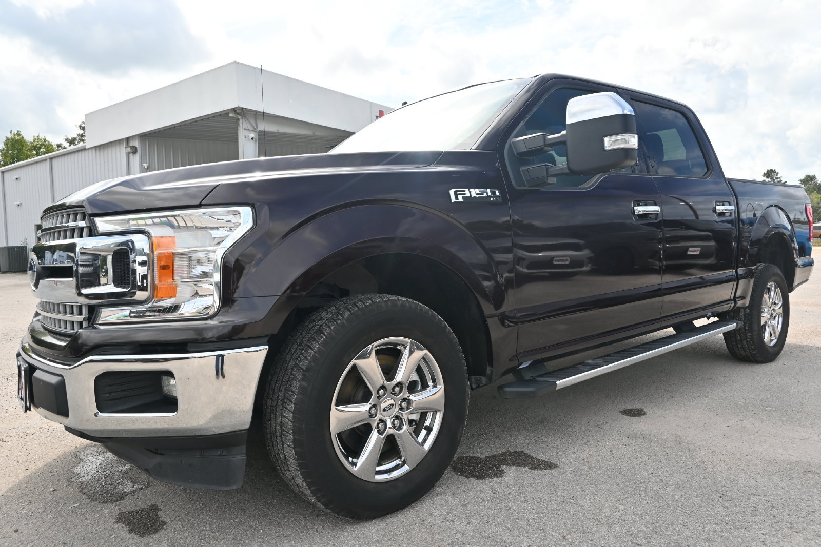 Used 2018 Ford F150 XLT w/ Equipment Group 302A Luxury RWD image 5