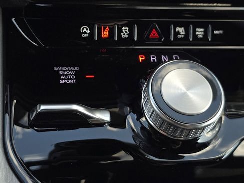 New 2026 Jeep Grand Wagoneer Limited AWD/4WD image 11