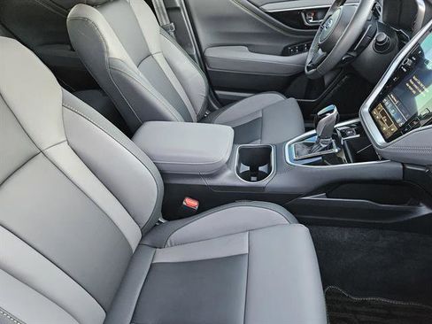 Certified 2025 Subaru Outback Onyx Edition image 11