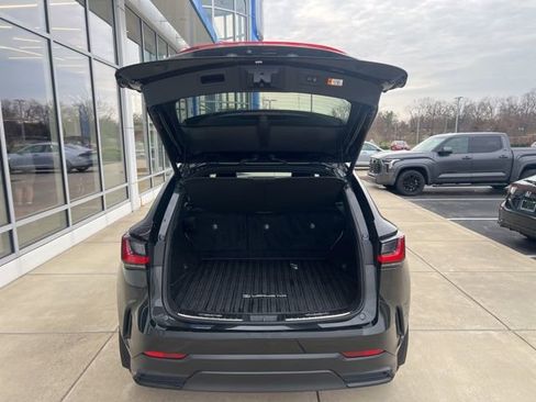 Used 2024 Lexus NX 350h 350h Premium image 6