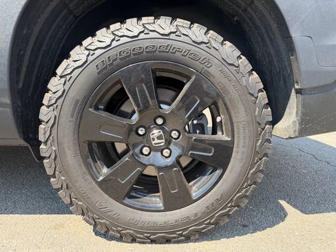 Used 2017 Honda Ridgeline Black Edition image 37