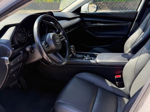 Used 2022 MAZDA MAZDA3 s image 13