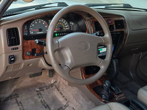 Used 1999 Toyota 4Runner Limited w/ Upgrade Value Pkg 5 AWD/4WD image 11