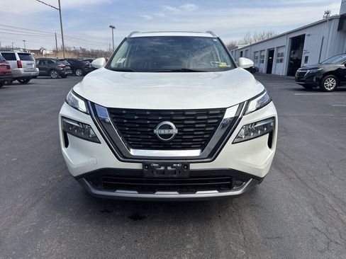 Used 2023 Nissan Rogue SL w/ SL Premium Package image 9