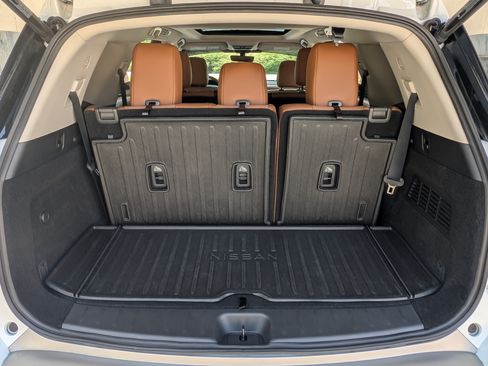 Used 2025 Nissan Pathfinder Platinum w/ Cargo Package FWD image 20