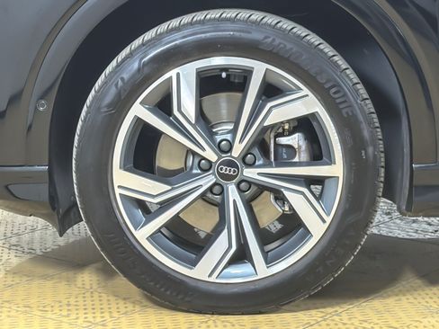 Used 2023 Audi Q4 e-tron Premium Plus w/ Premium Plus AWD/4WD image 26