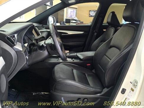 Used 2021 INFINITI QX50 Luxe w/ Appearance Package FWD image 15