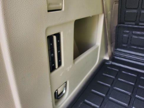 Used 2018 Lincoln Navigator Reserve AWD/4WD image 11