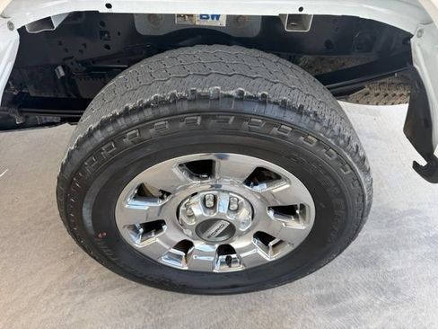 Used 2024 Ford F250 Lariat w/ Lariat Ultimate Package AWD/4WD image 5