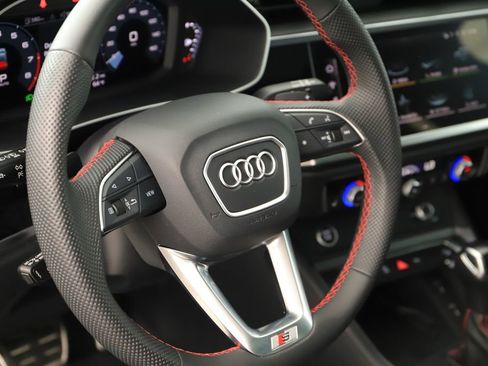 Certified 2025 Audi Q3 2.0T Premium Plus w/ Premium Plus Package AWD/4WD image 16