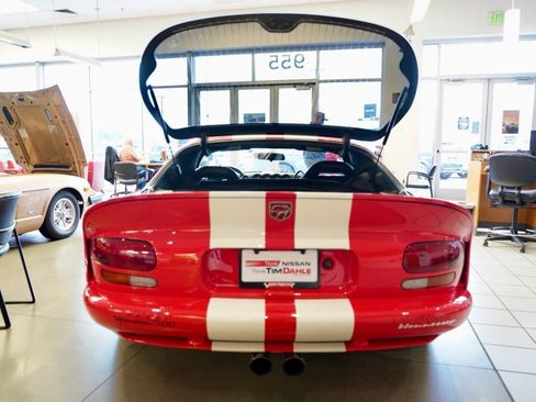 Used 2002 Dodge Viper GTS RWD image 6