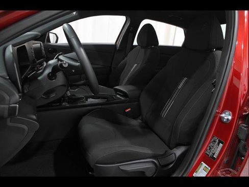 Certified 2025 Hyundai Elantra Sport image 5