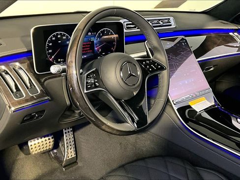 New 2026 Mercedes-Benz S 580 4MATIC Sedan image 9