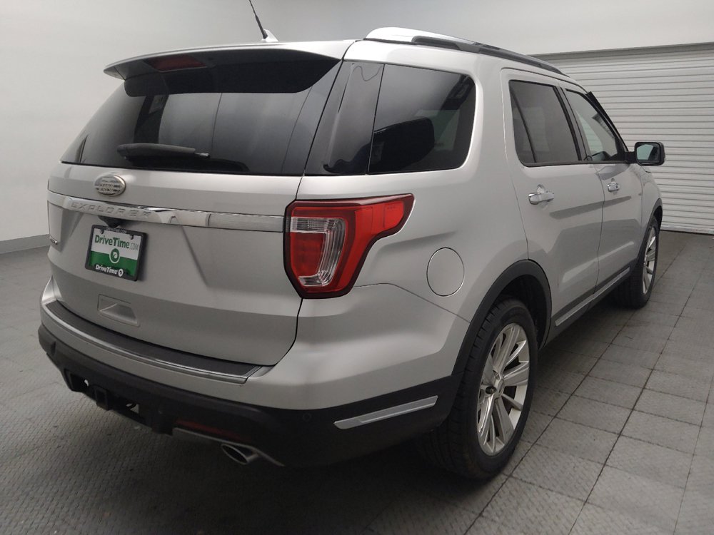 Used 2019 Ford Explorer Limited w/ Class III Trailer Tow Package FWD image 9